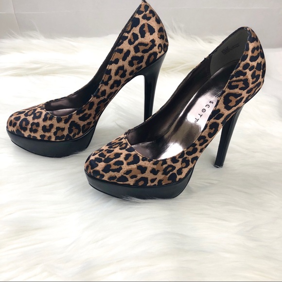 Blake Scott Leopard Print 5” Platform High heels Satiny Feel Size 5.5M - Picture 5 of 8